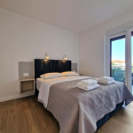 Apartments Okit Vodice Extérieur photo