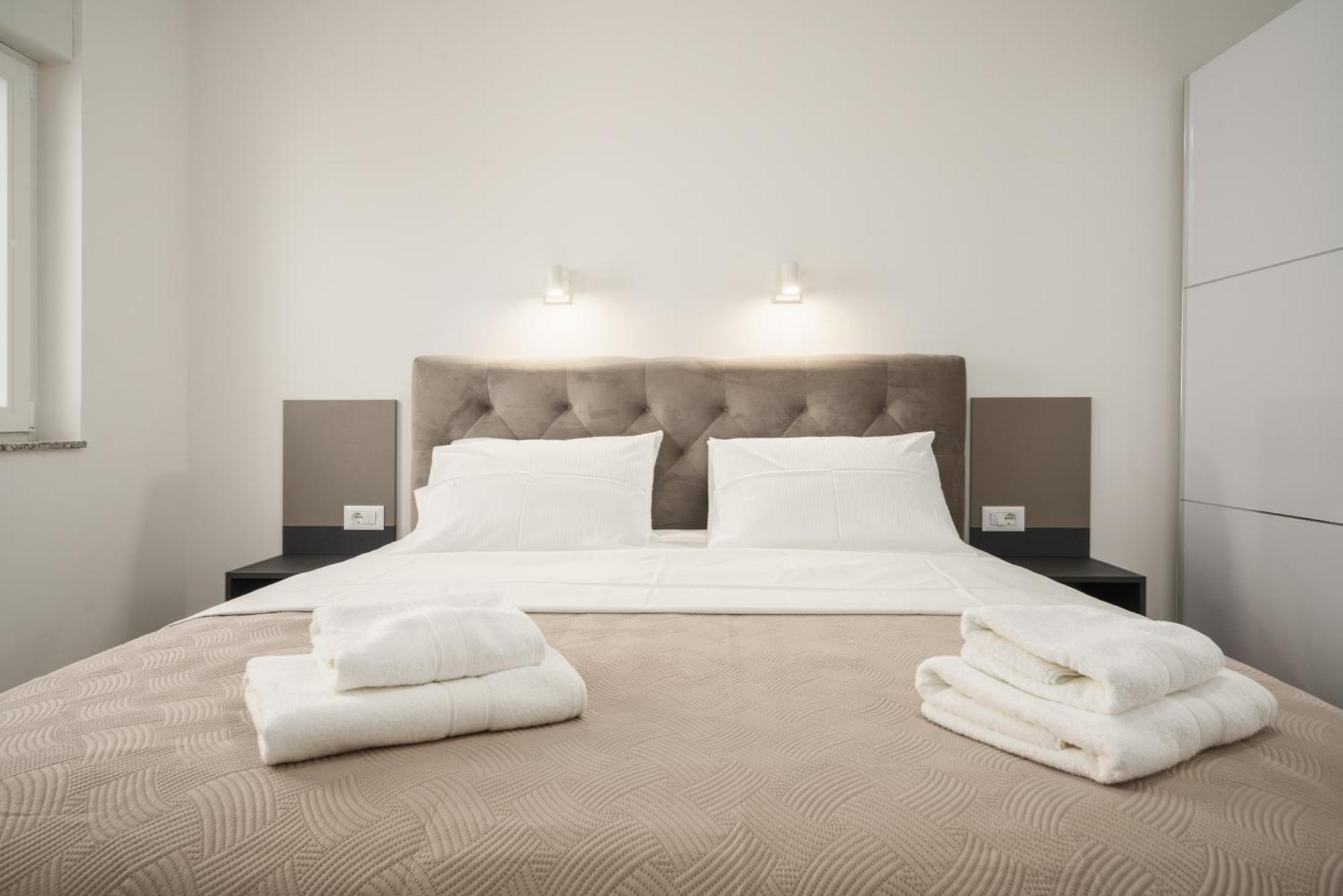 Apartments Okit Vodice Extérieur photo