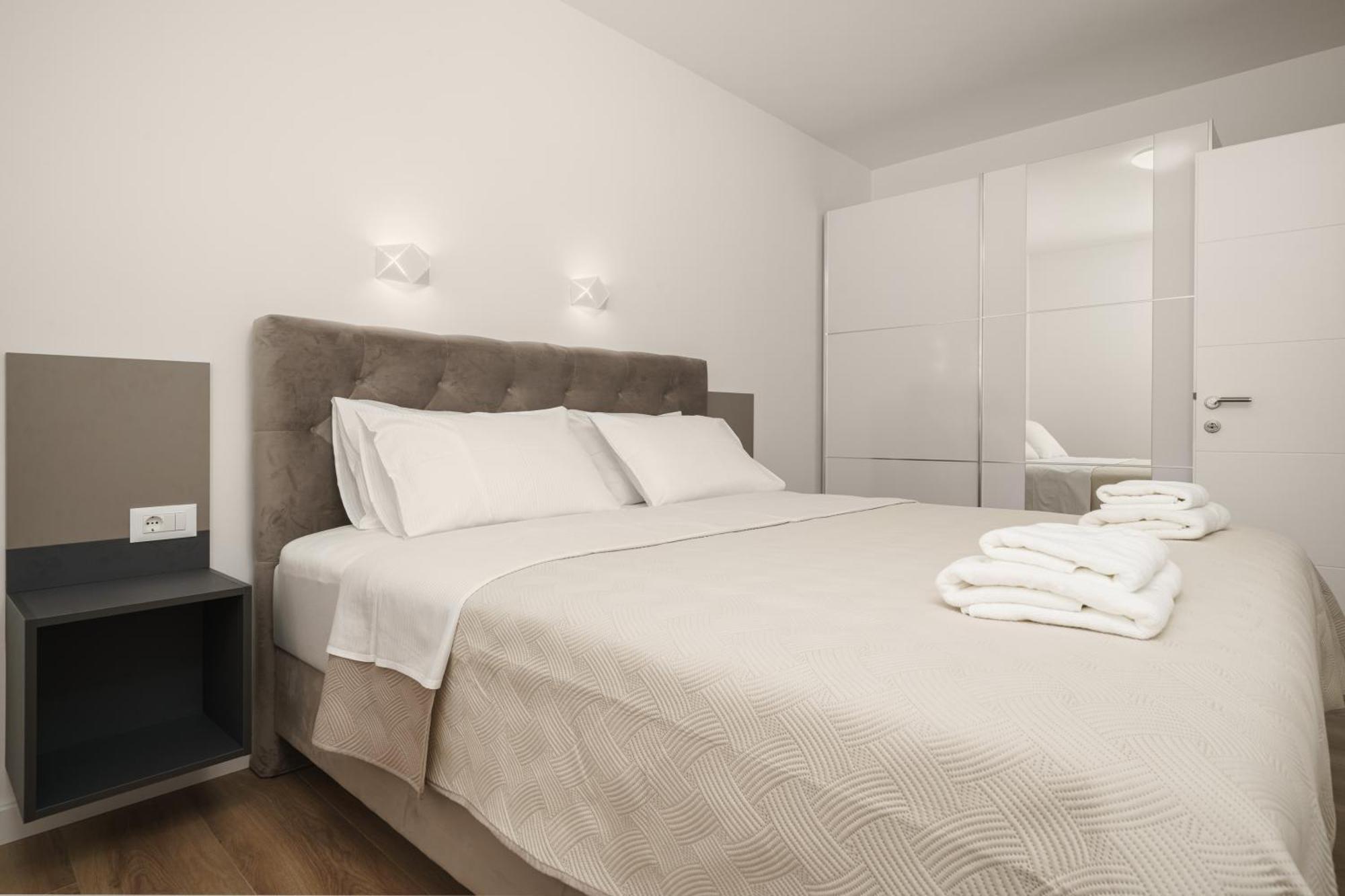 Apartments Okit Vodice Extérieur photo
